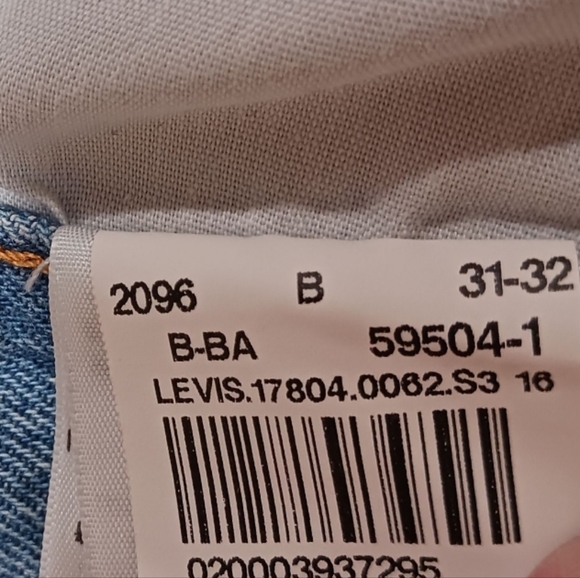 Levis 501 CT Selvedge Ripped Jeans - Picture 15 of 16